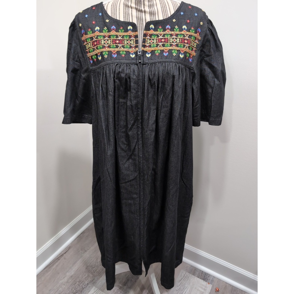 Go Softly Patio House Dress L Denim Black Embroidered Short Sleeve Mumu Pockets